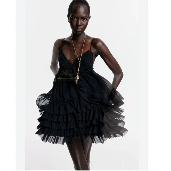 The White Lotus H&M Chiffon Ruffle Dress. - Picture 2 of 10